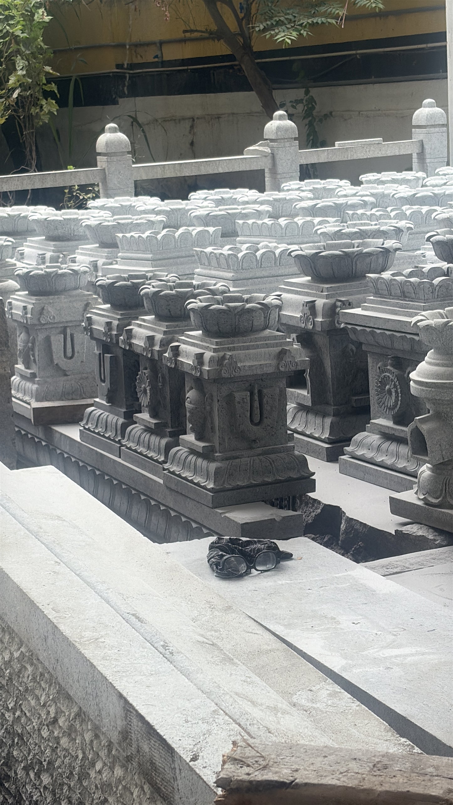 Tulasi Katta -Black Stone -Tirupati Perumal Sings